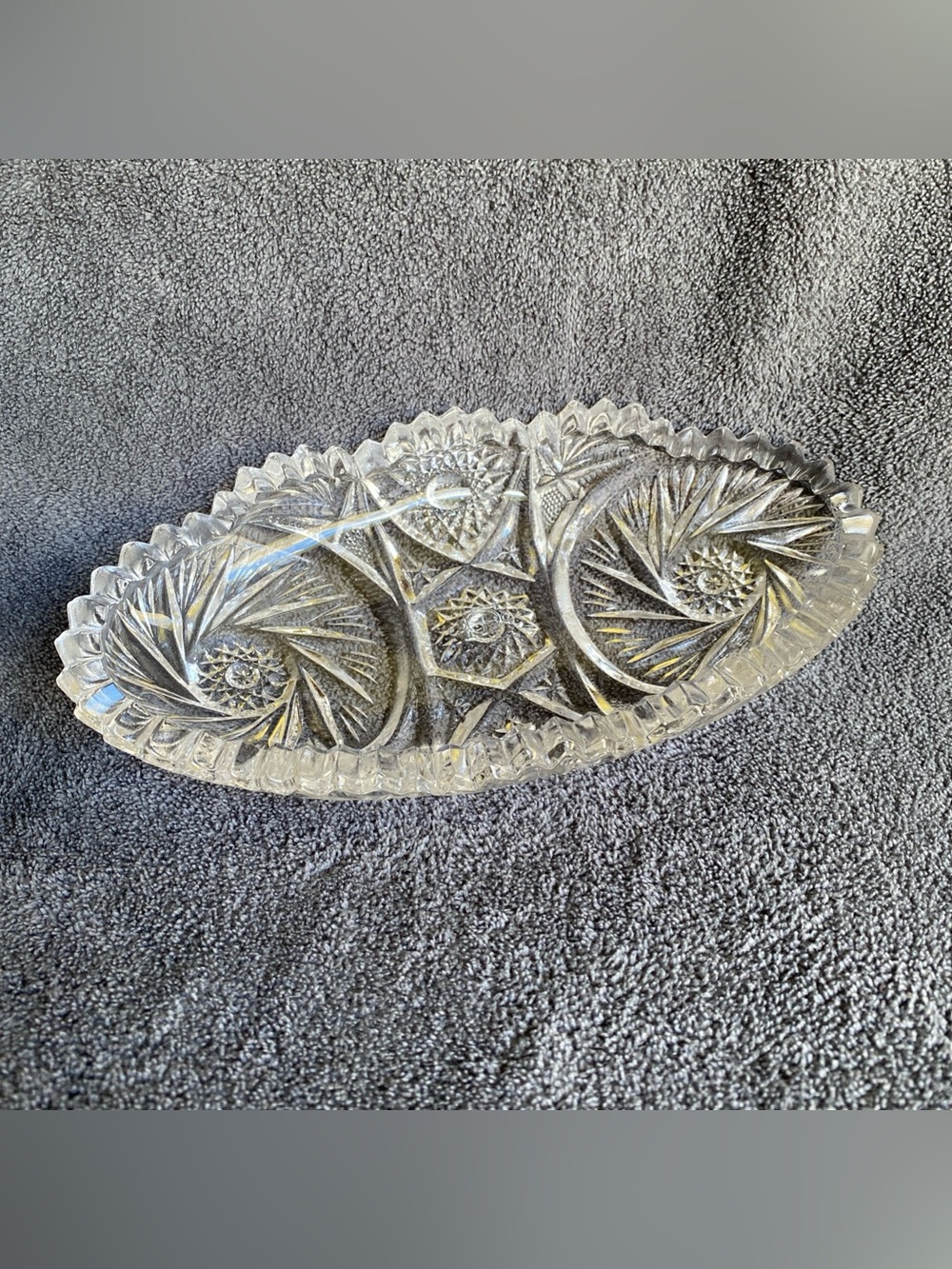 Imperial Glass Clear Whirling Star Pickle Relish Oval Sawtooth Arch 8"